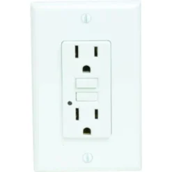 Maintenance Warehouse® 15 Amp Self-Test Gfci Receptacle (12-Pack) (White)